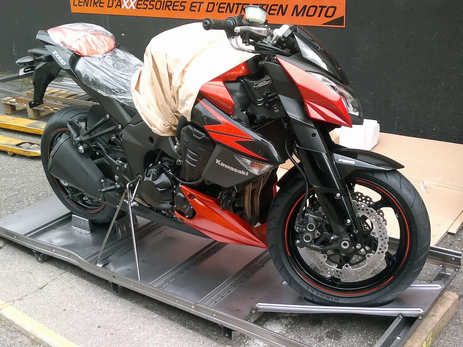 Kawasaki Z1000 (ZRT00D/E)