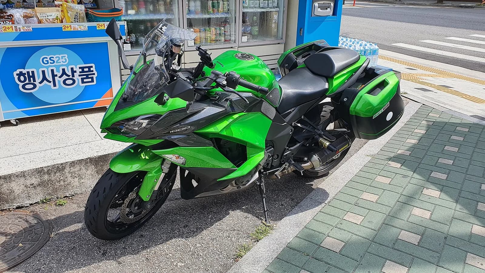 Kawasaki Z1000SX (Gen 2)