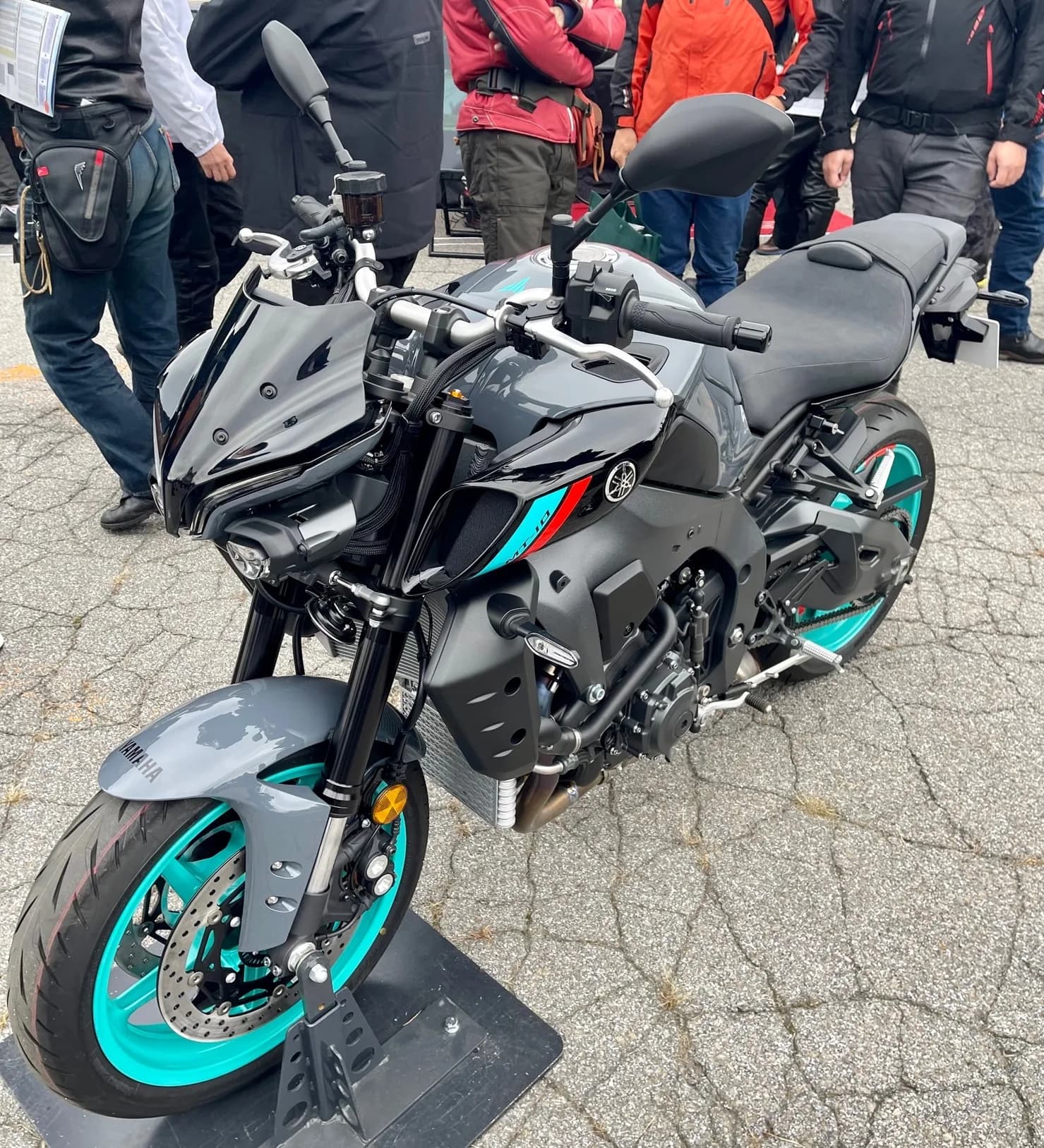 Yamaha MT-10 (RN78)