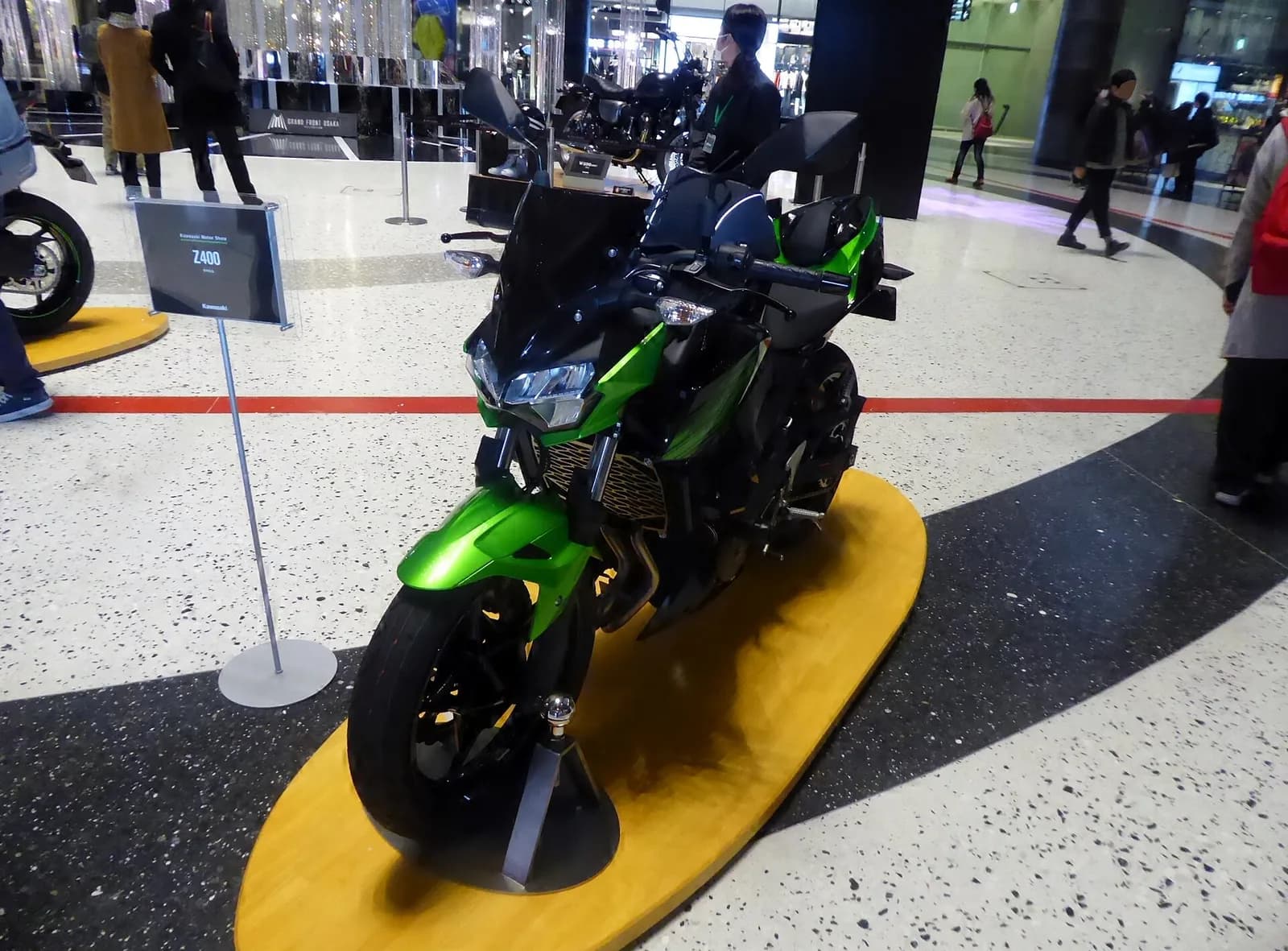 Kawasaki Z400 (-)