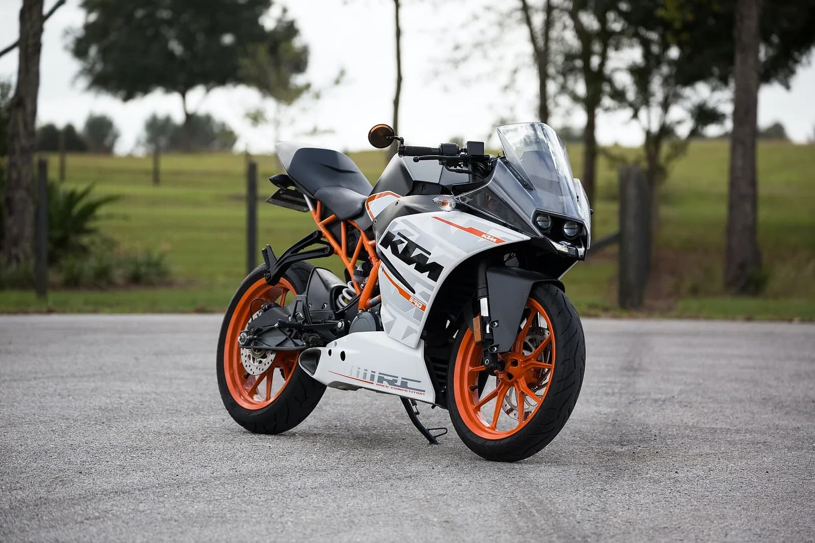 KTM RC 390 (Gen 1)