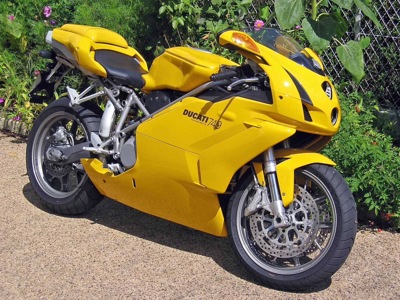 Ducati 749 (-)