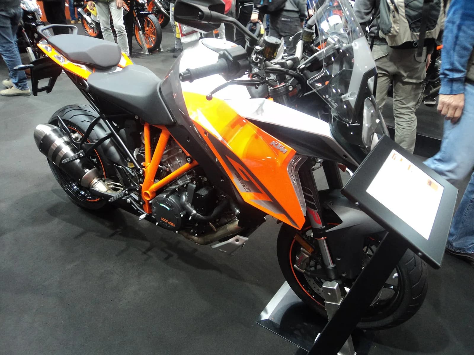 KTM 1290 Super Duke R (Gen 2)
