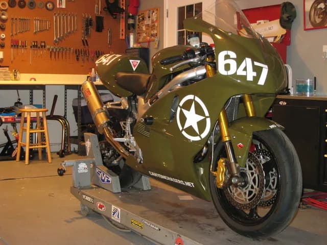 Suzuki SV650 (Gen 1)