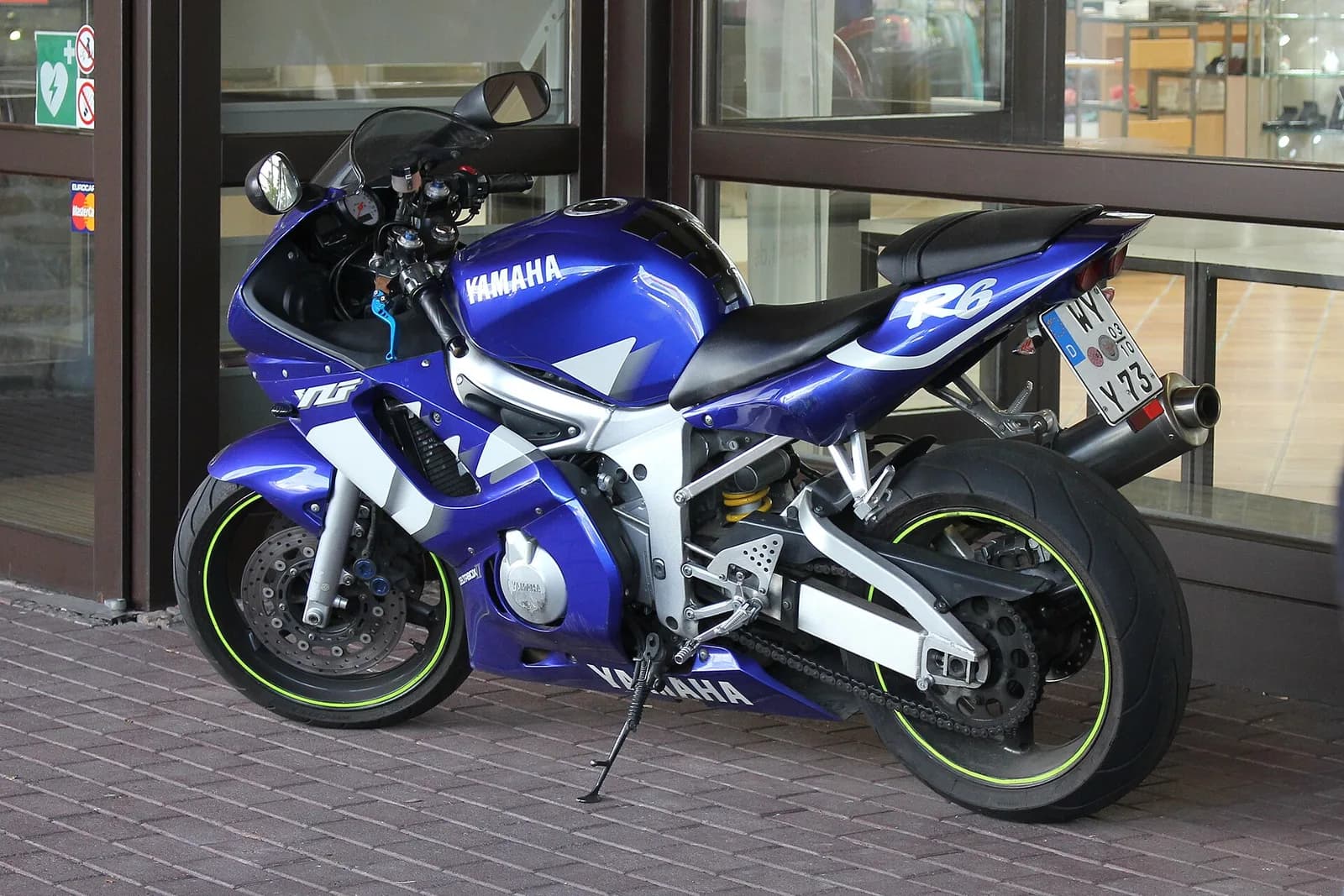 Yamaha YZF-R6 (RJ27)