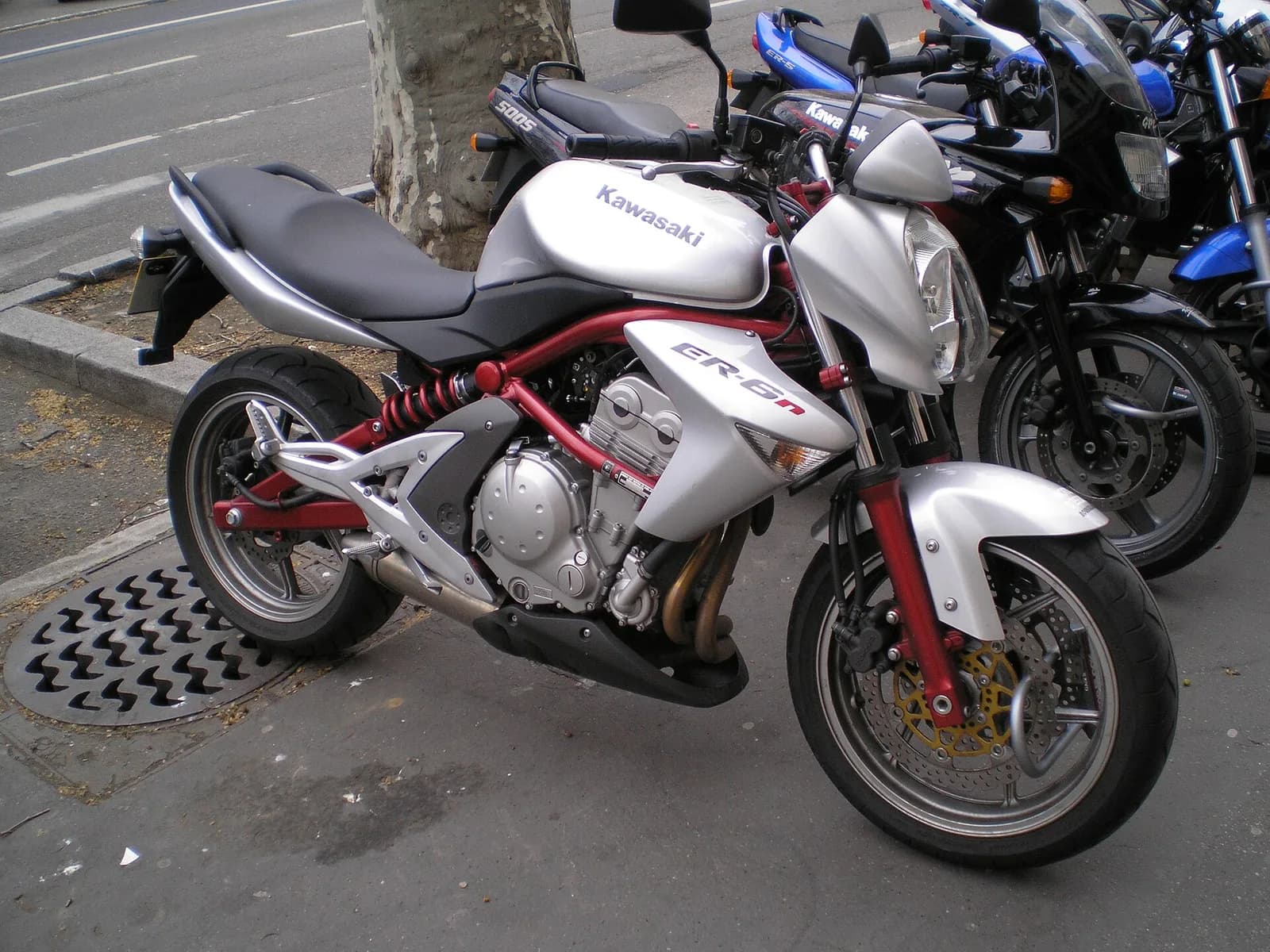 Kawasaki ER-6n (Gen 2)