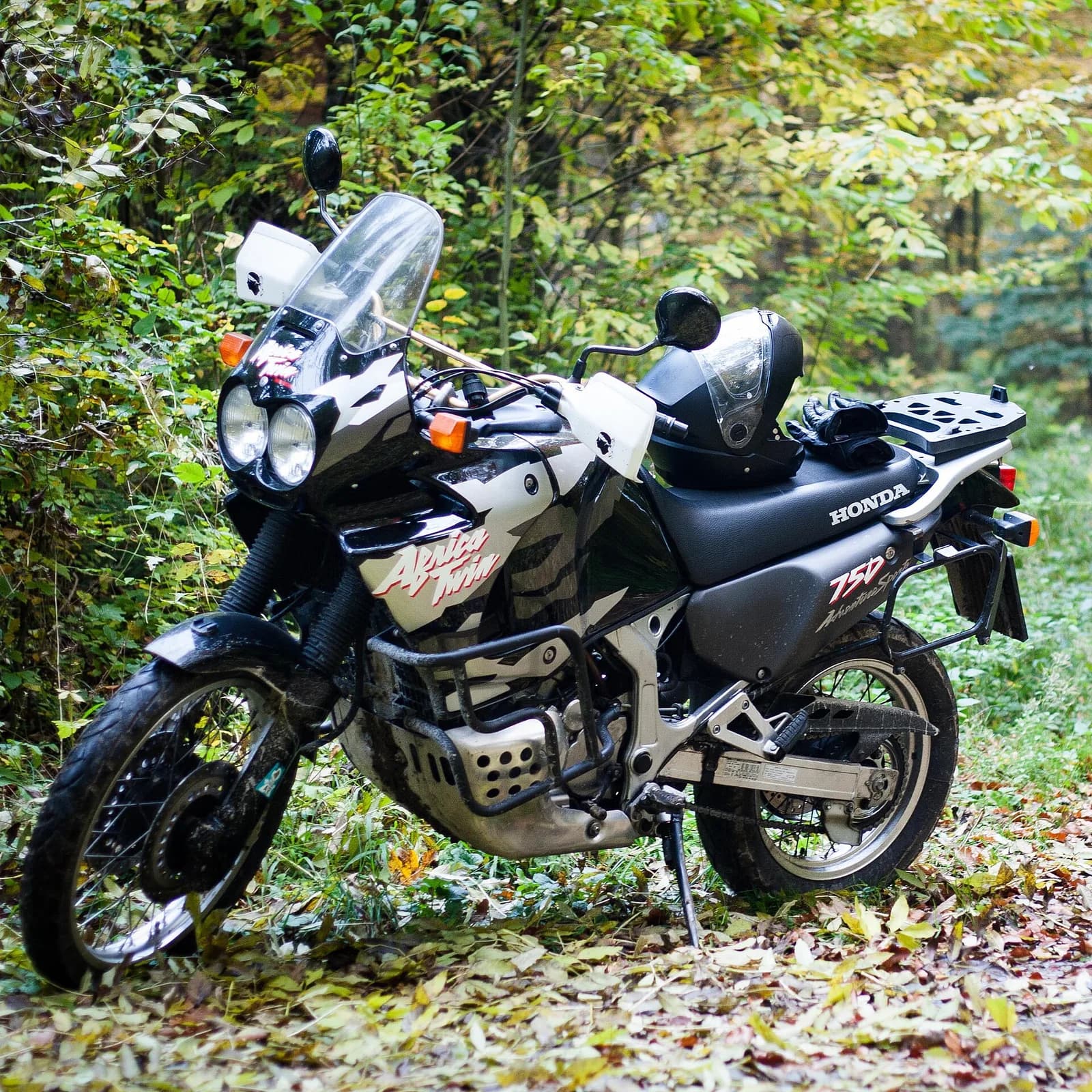 Honda Africa Twin XRV750 (RD04)
