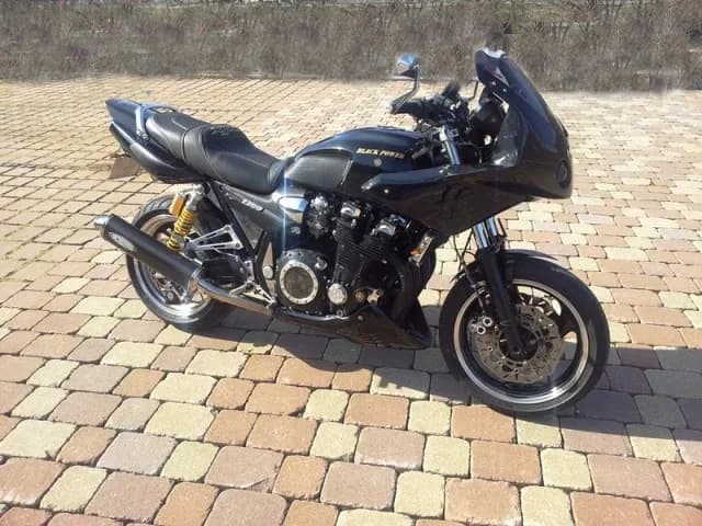 Yamaha XJR1300 (RP02)