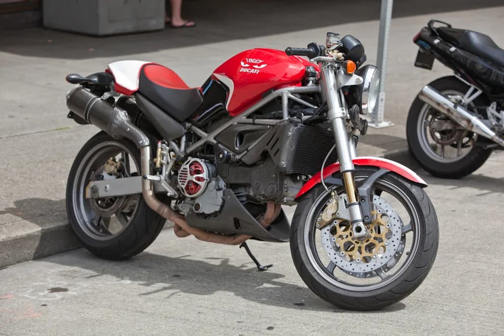 Ducati Monster S4 (-)