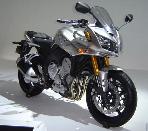 Yamaha FZ1 (RN16)