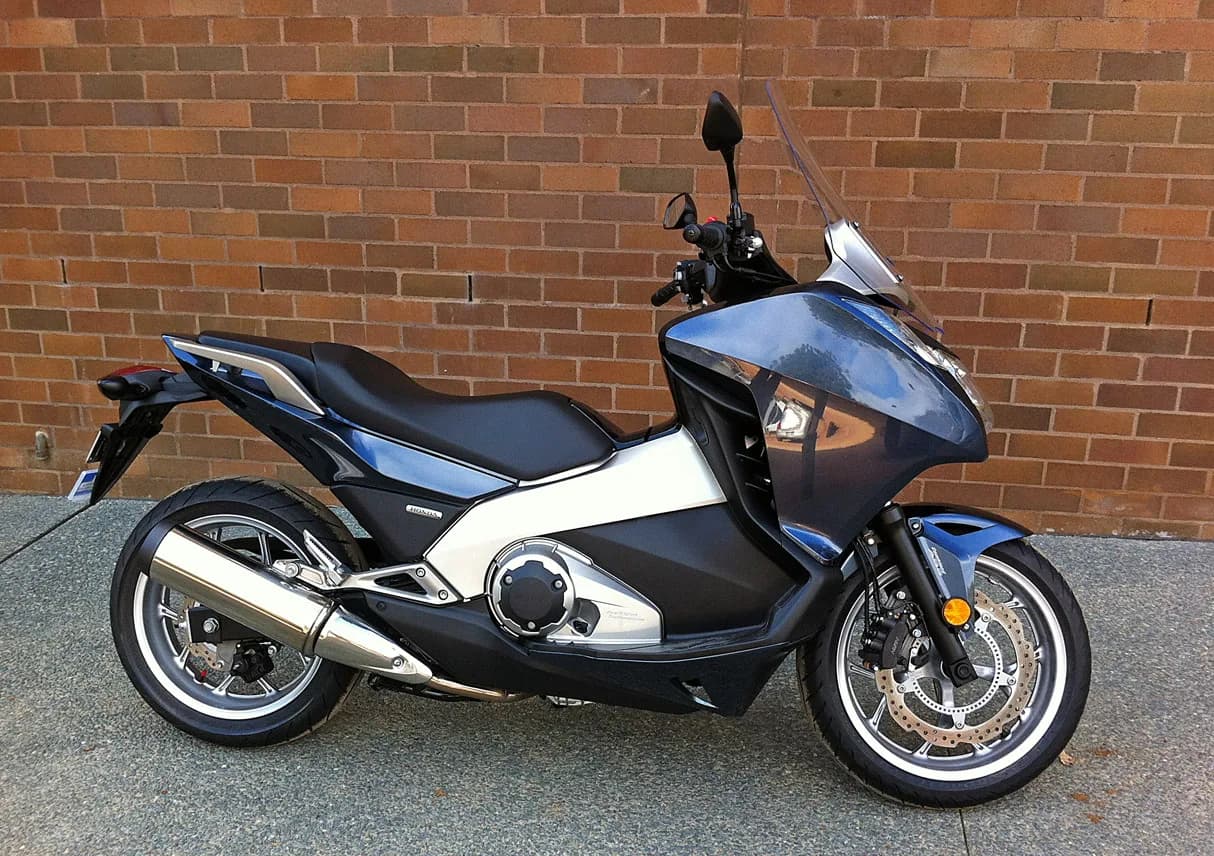 Honda Integra 700 (RC62)