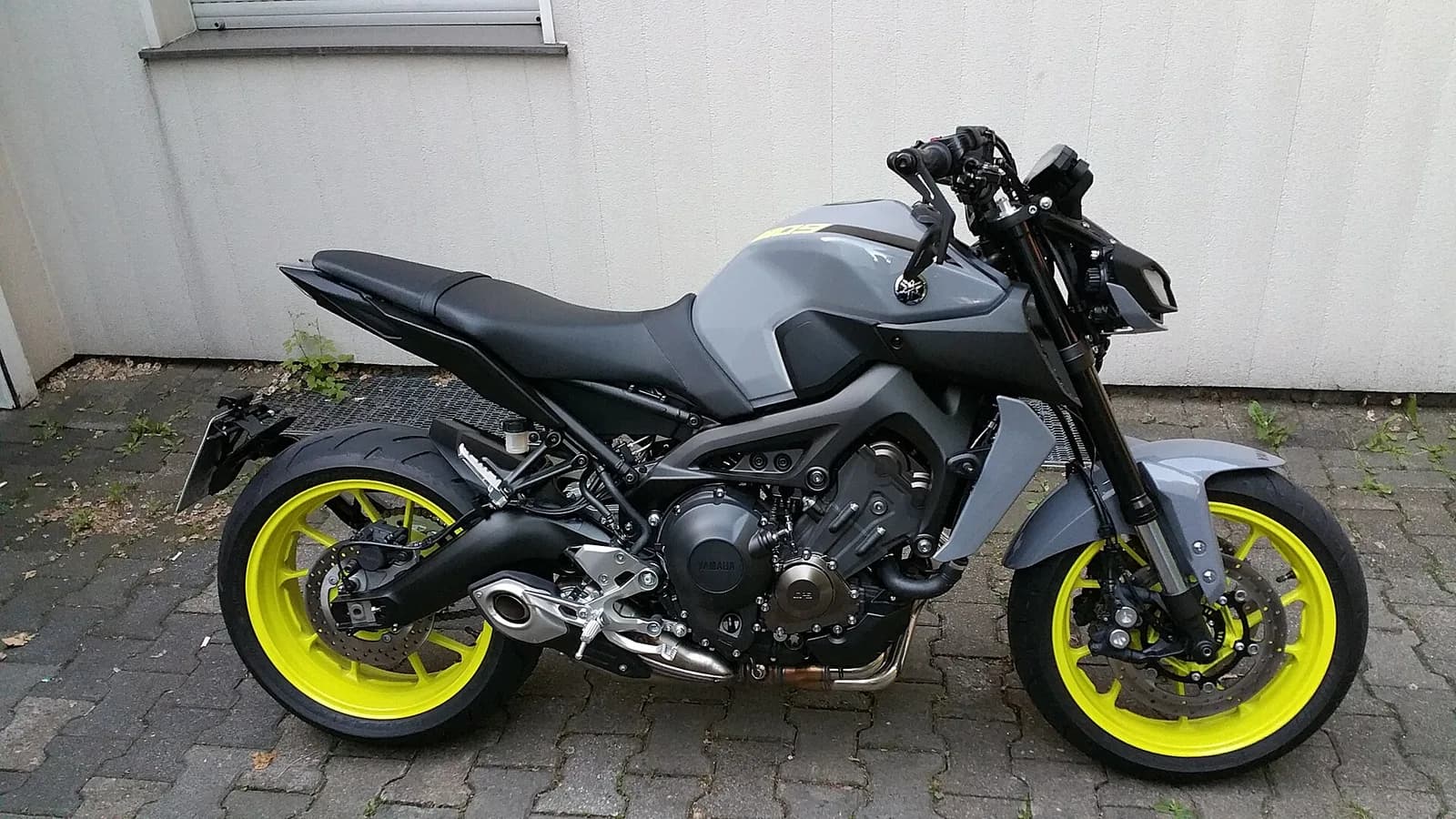 Yamaha MT-09 (RN43)
