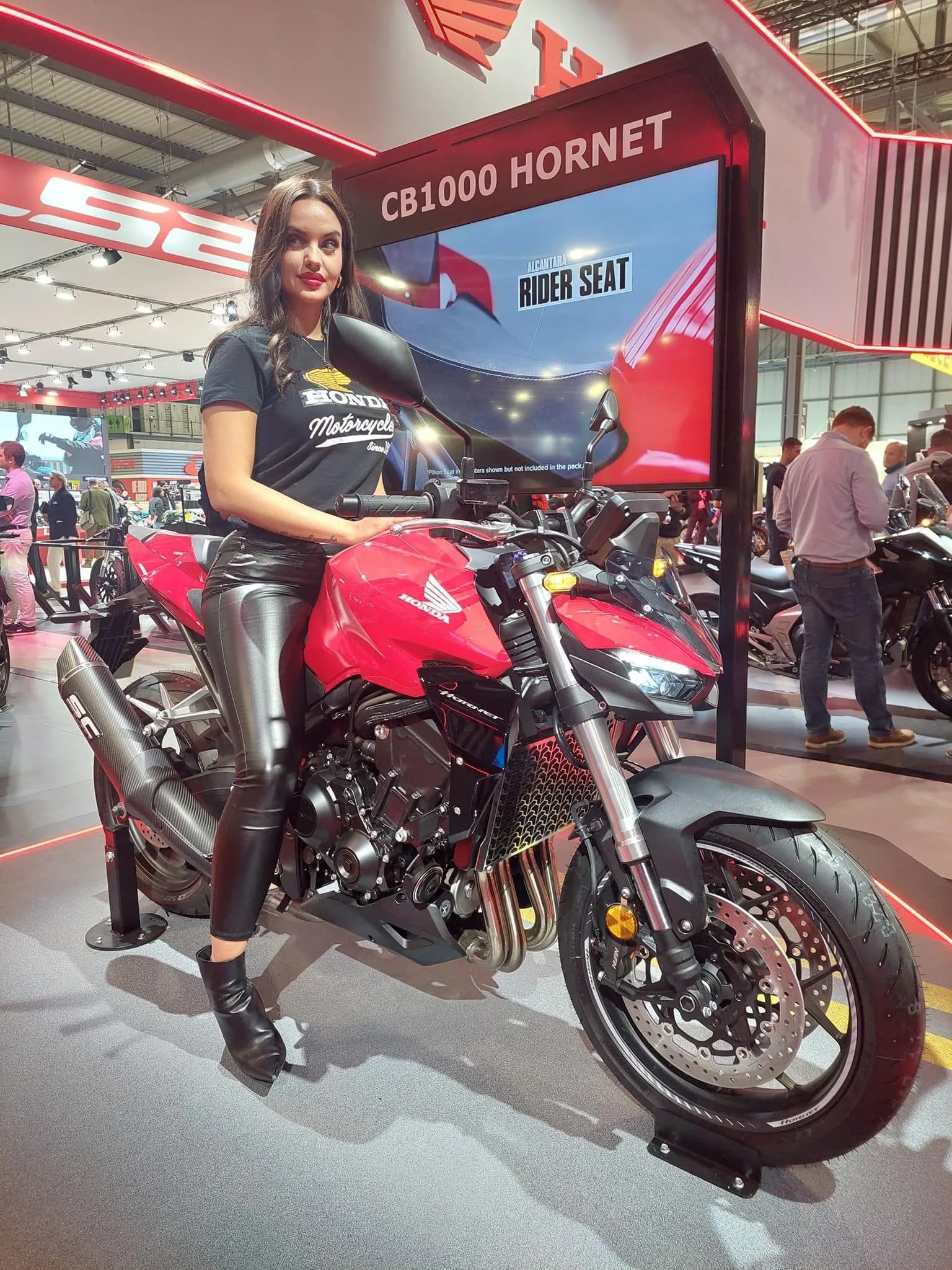 Honda CB1000 Hornet (SC86A)
