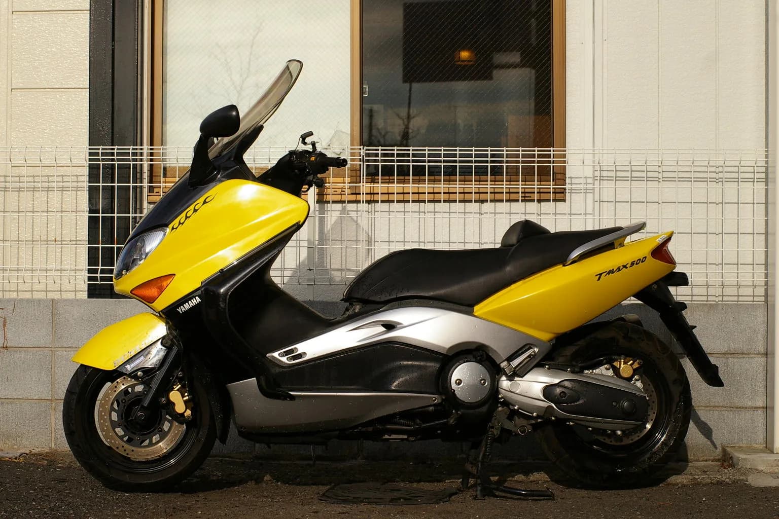 Yamaha TMAX 500 (SJ01)