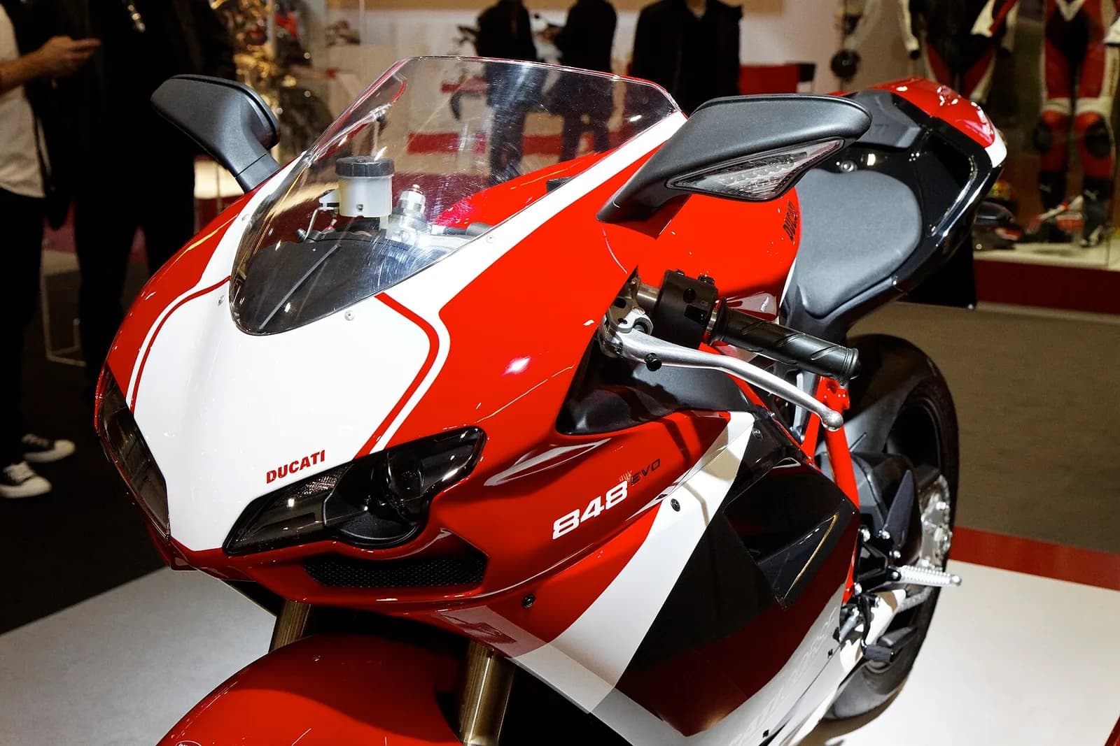 Ducati 848 EVO (-)