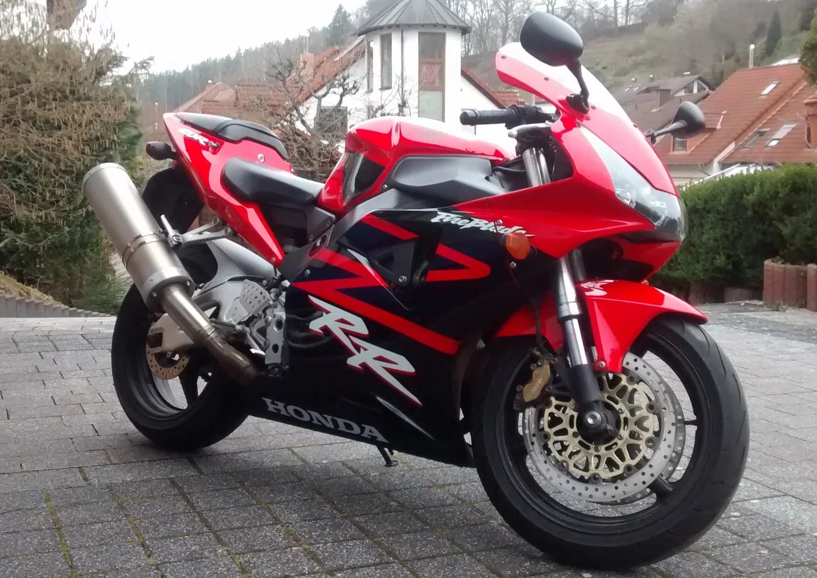 Honda CBR954RR Fireblade (SC50)