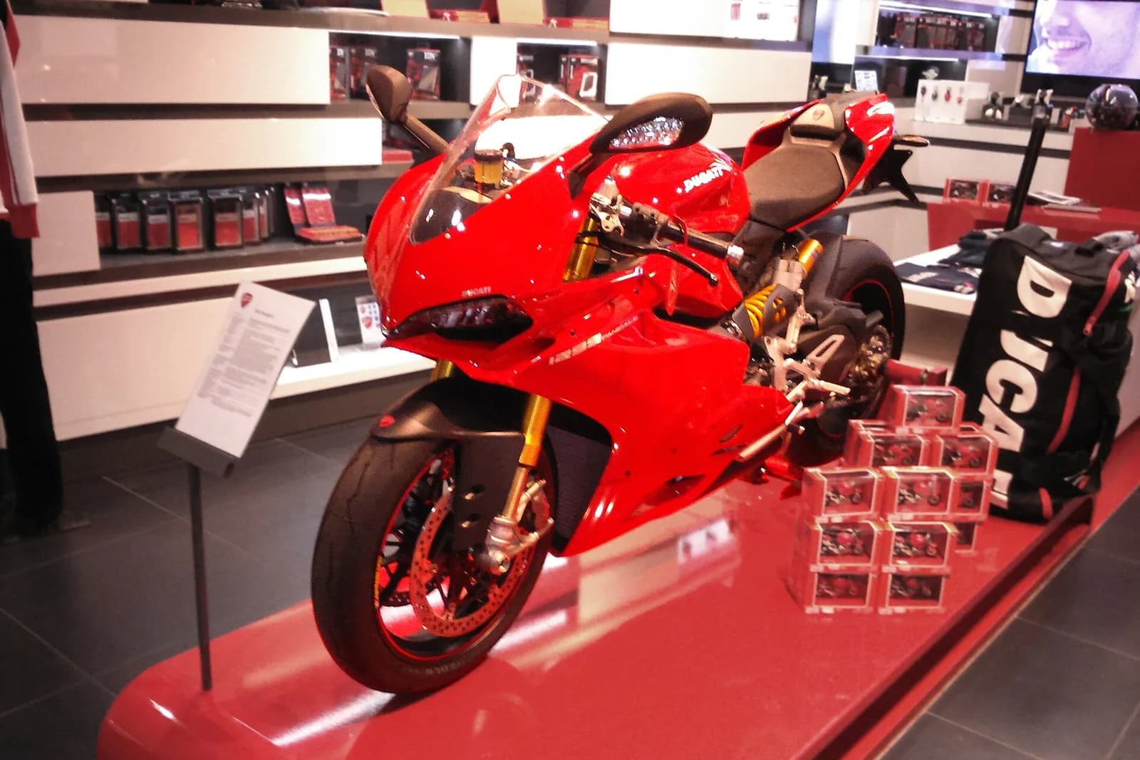 Ducati 1299 Panigale (-)