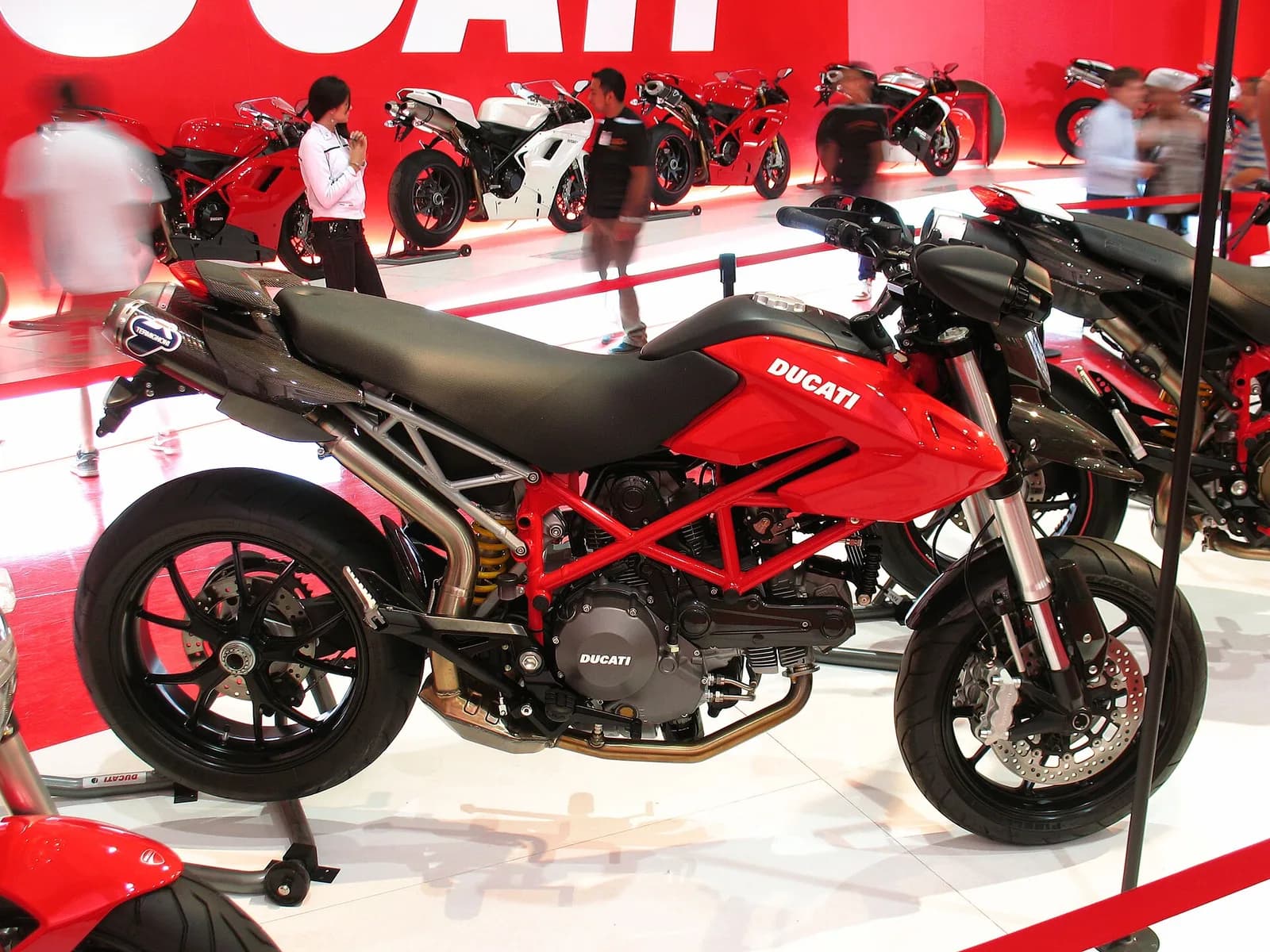 Ducati Hypermotard 796 (-)