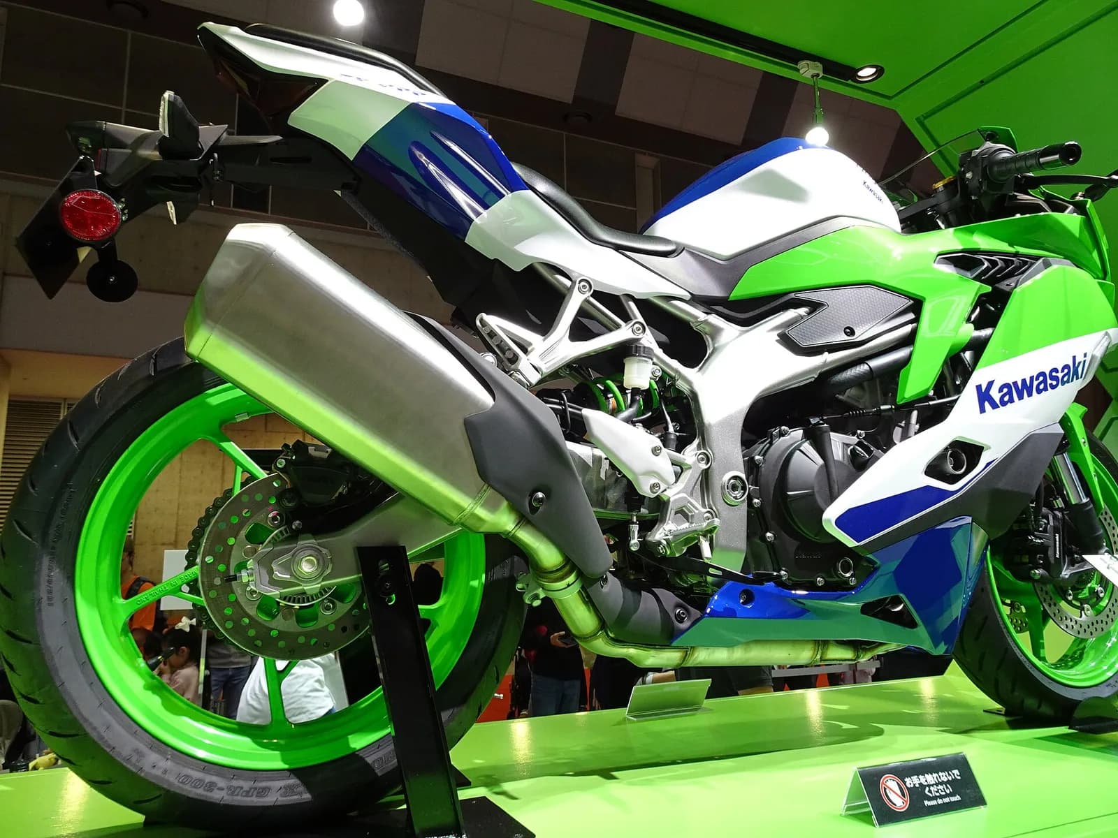 Kawasaki Ninja ZX-4R (-)
