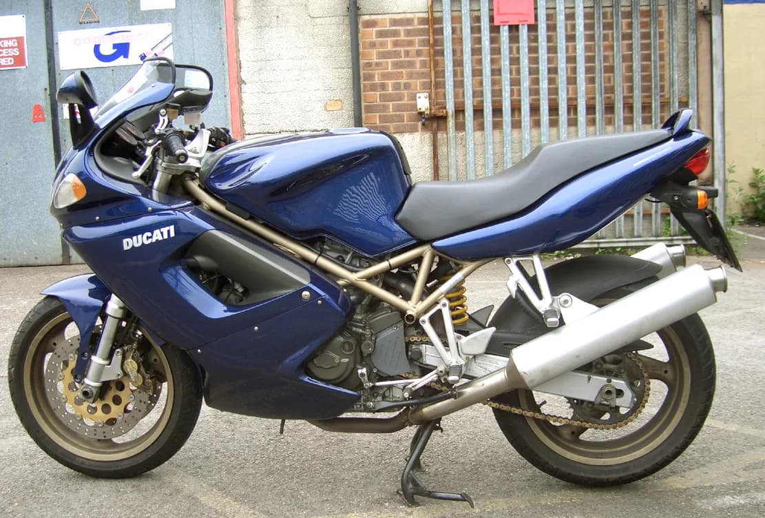 Ducati ST4 (-)