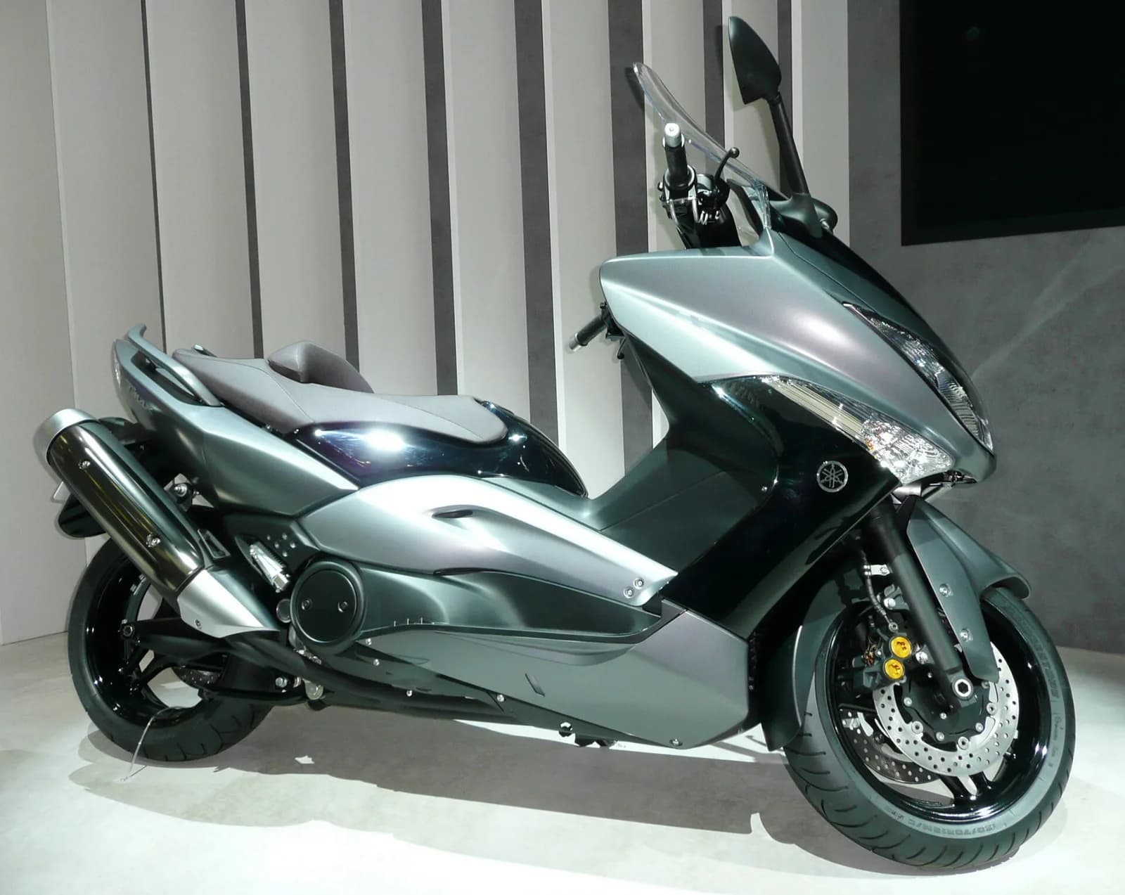 Yamaha TMAX 500 (SJ03)