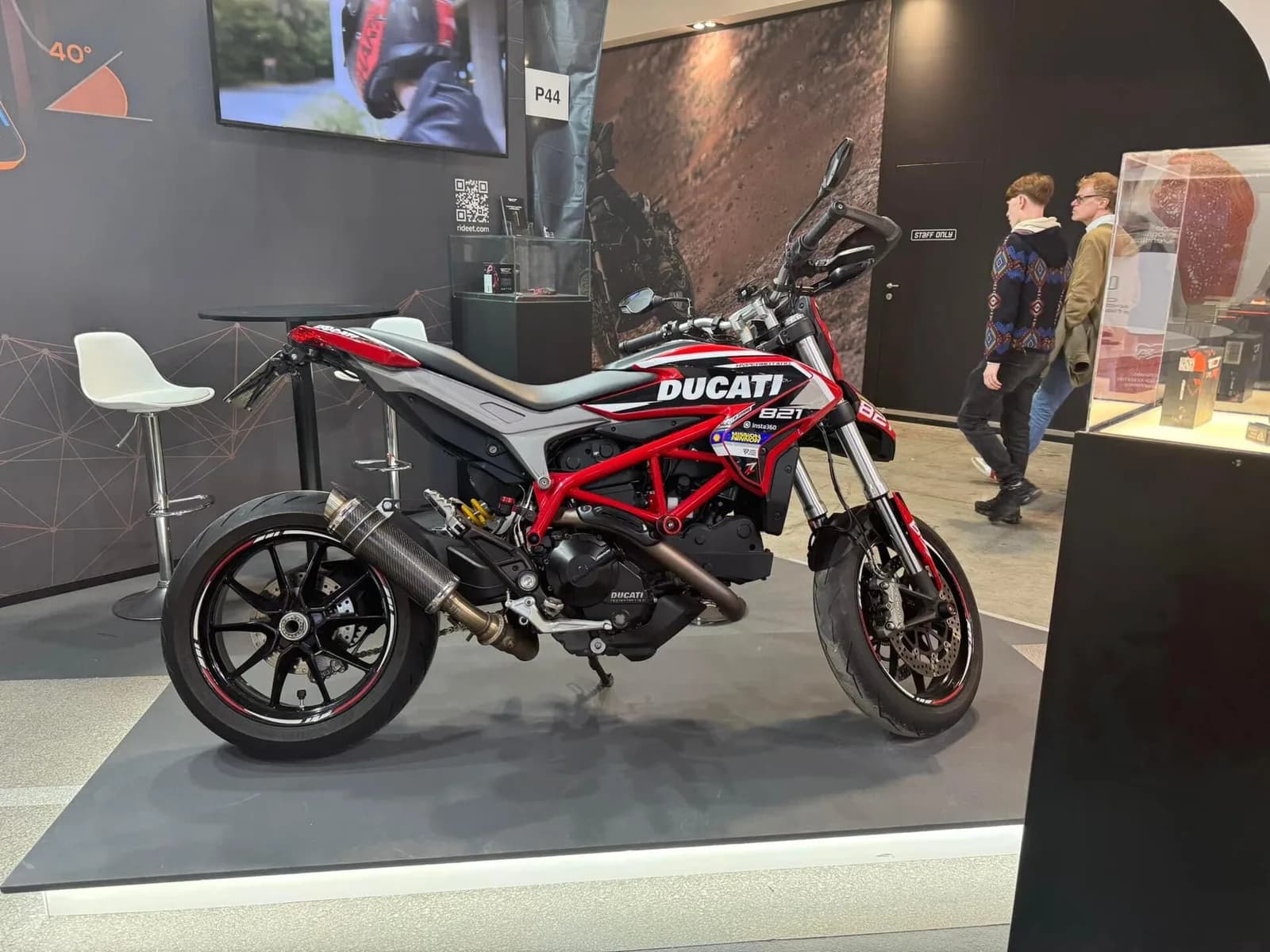Ducati Hypermotard 821 (-)