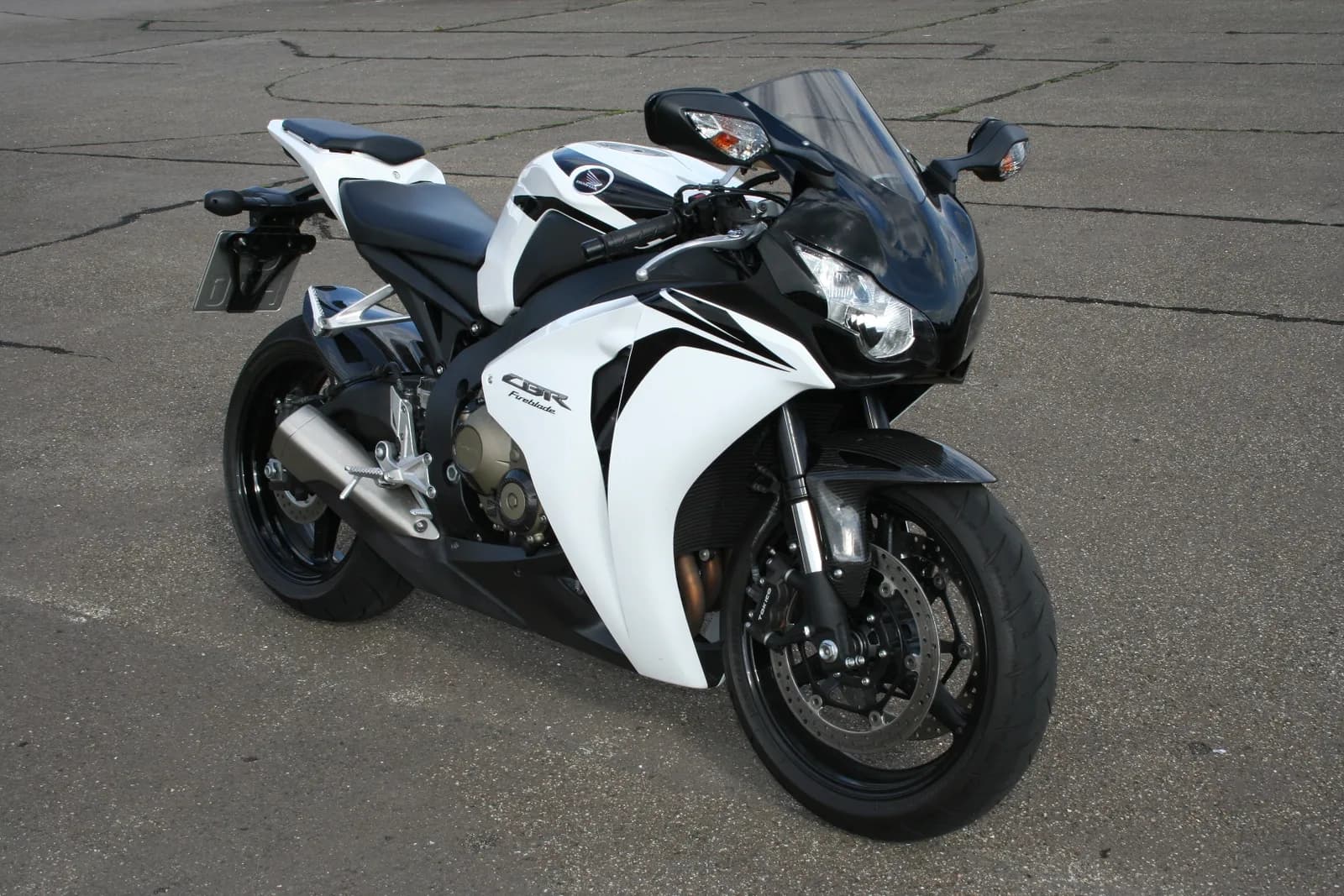Honda CBR1000RR Fireblade (SC59)