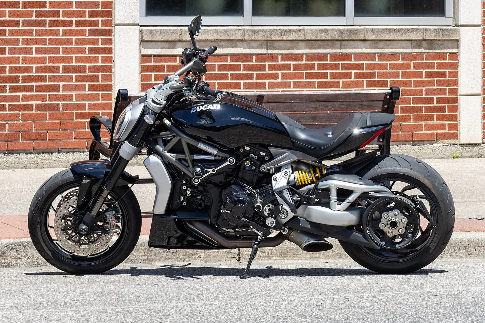 Ducati XDiavel (-)
