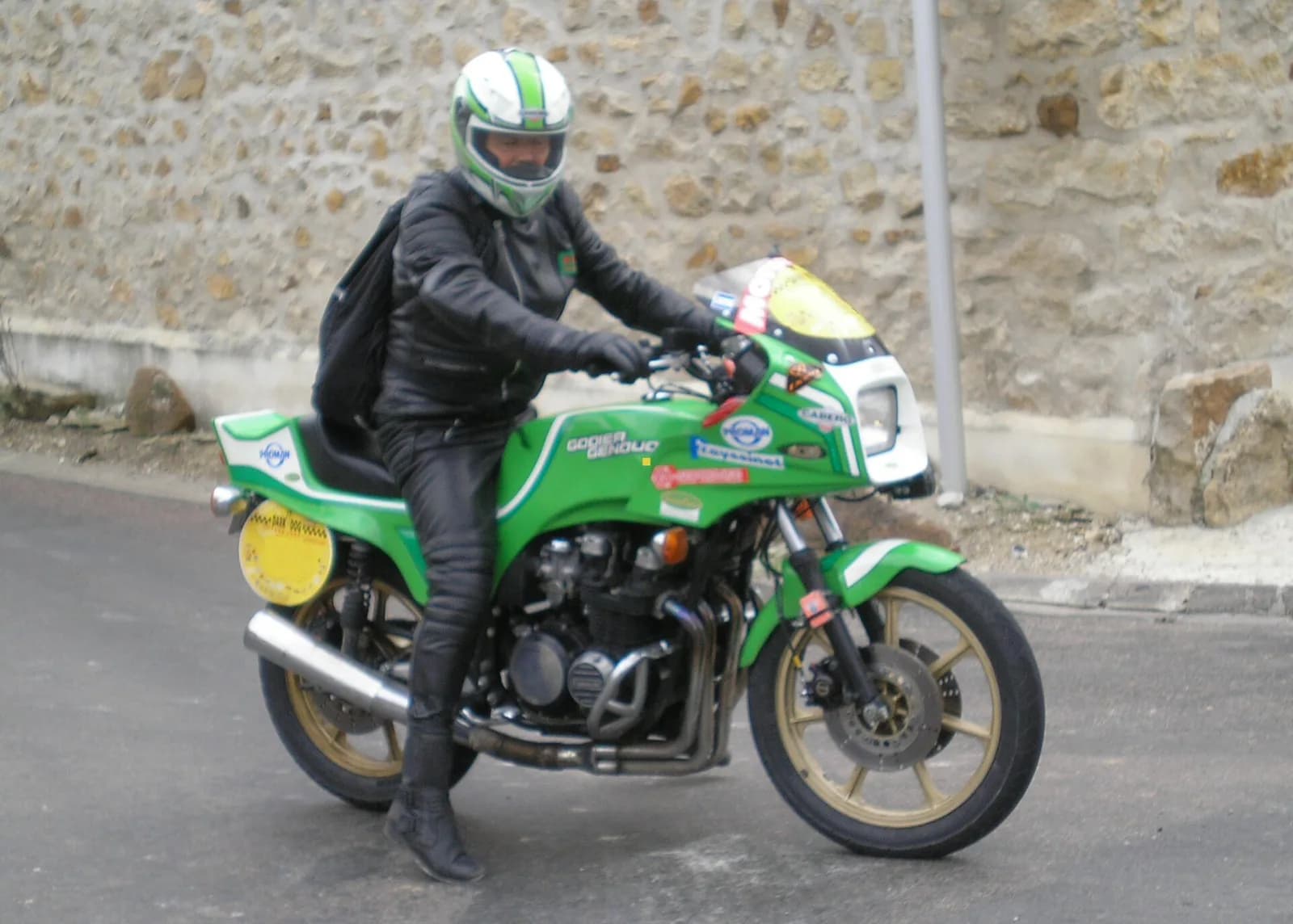 Kawasaki Z750 (Gen 1)