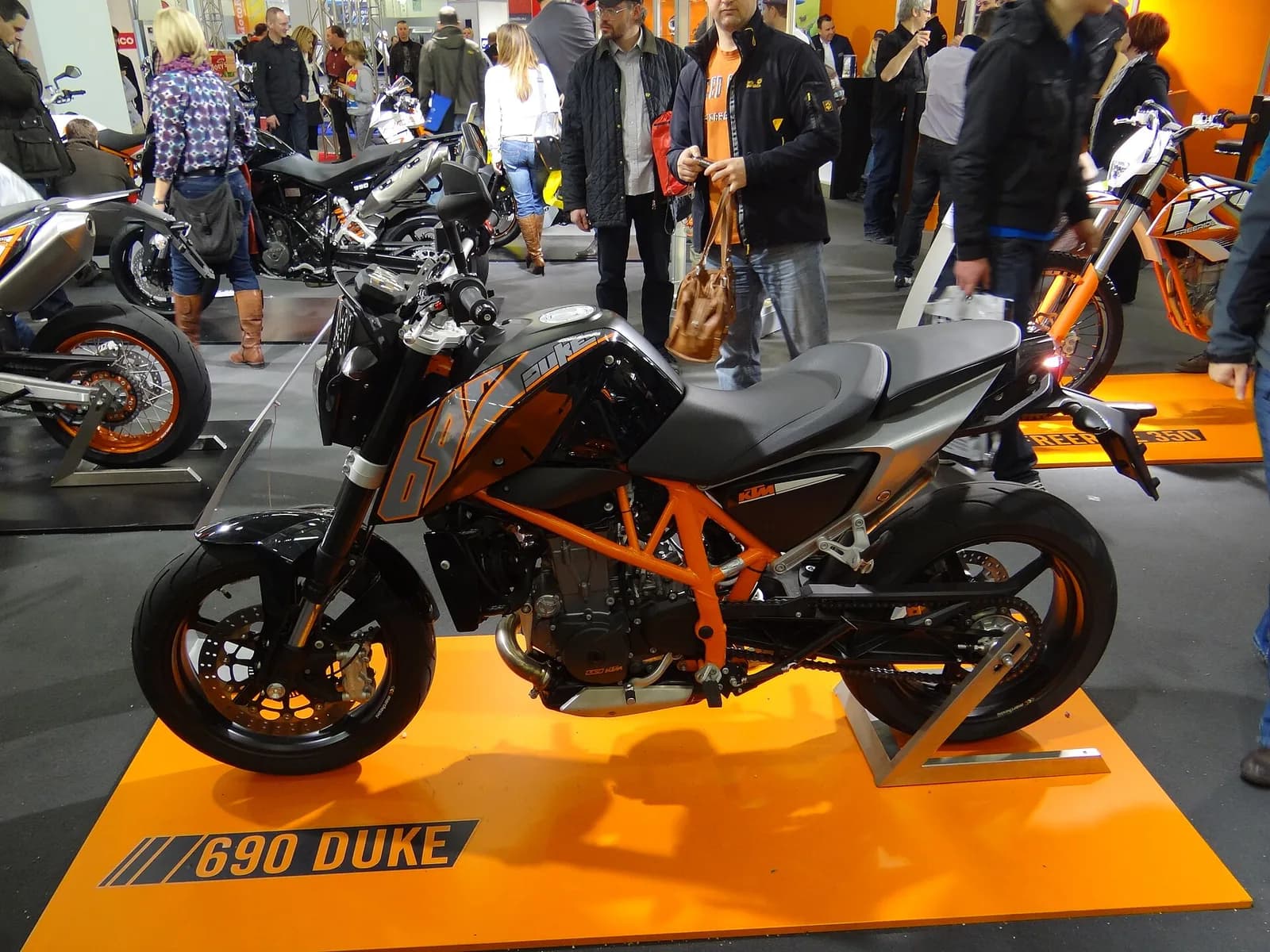 KTM 690 Duke (Duke IV)