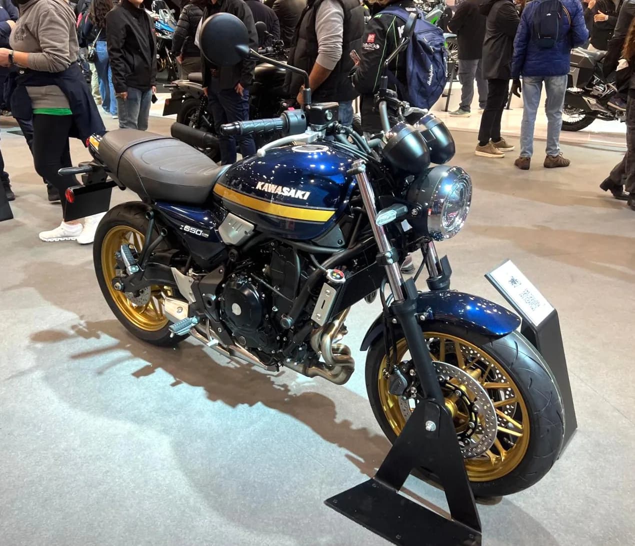 Kawasaki Z650RS (-)