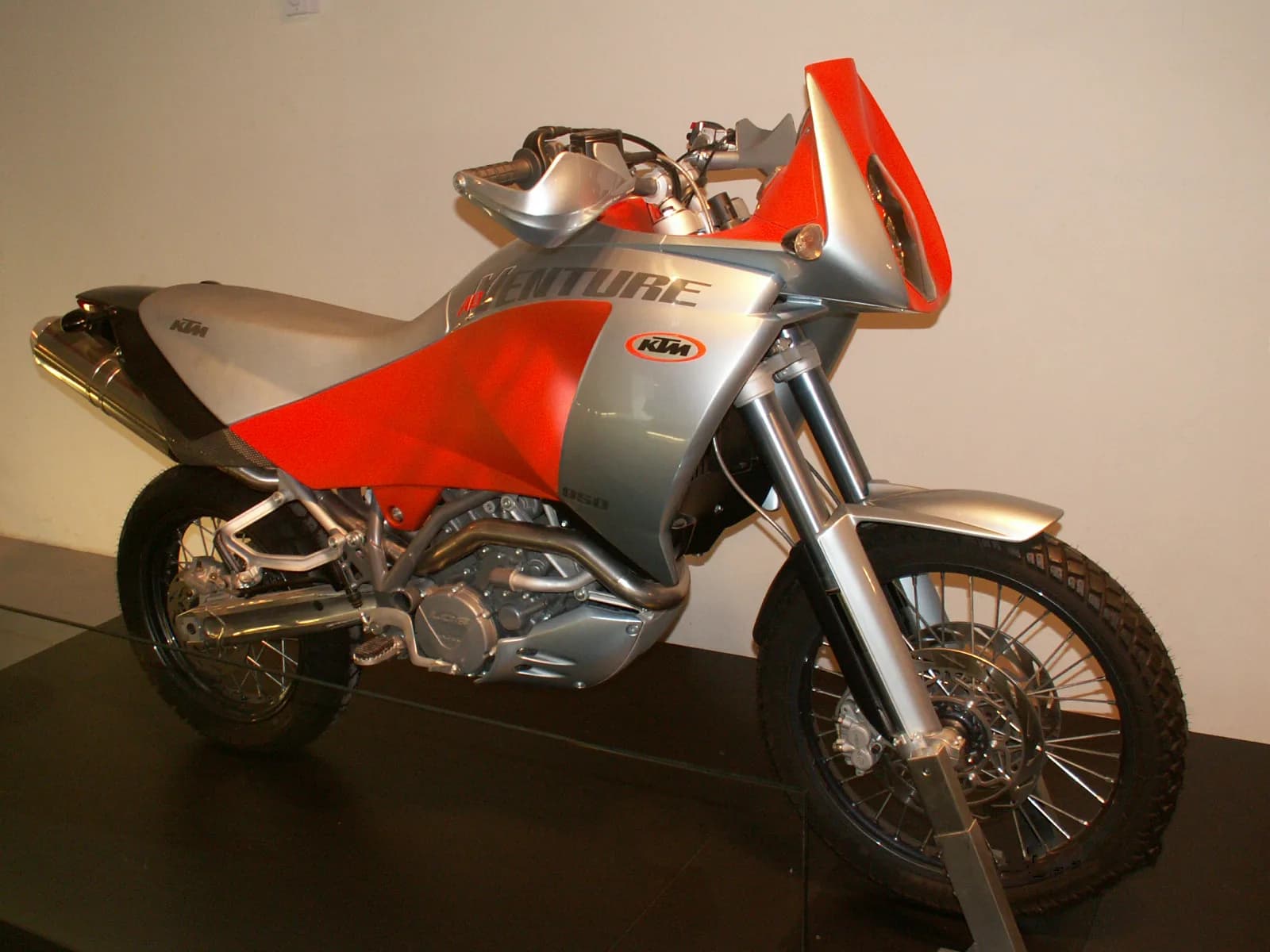 KTM 1050 Adventure (LC8)