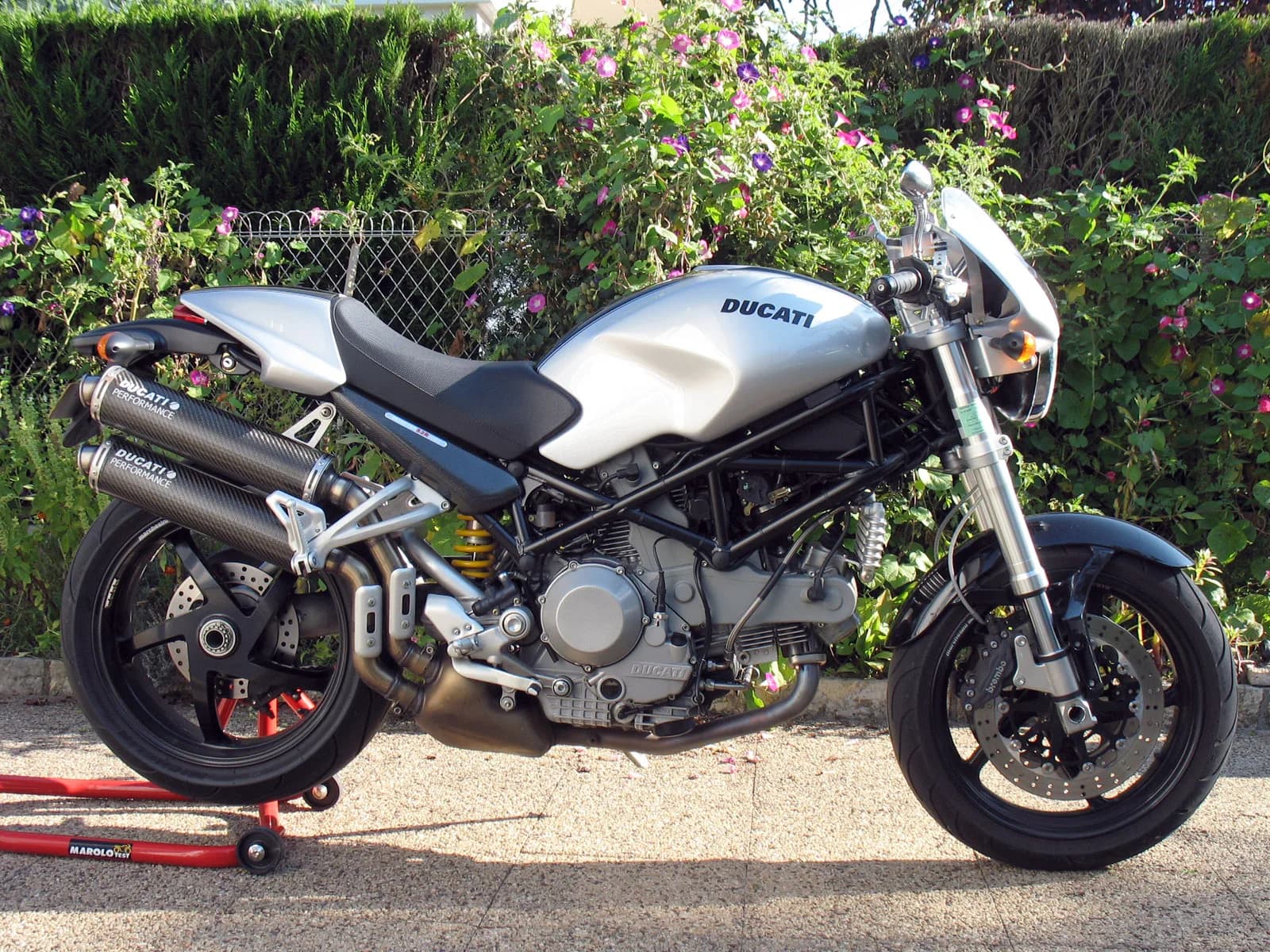 Ducati Monster S2R 1000 (-)